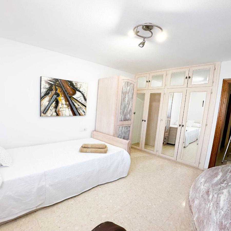 Apartament Catalina - Close To The Beach Estepona Exterior foto